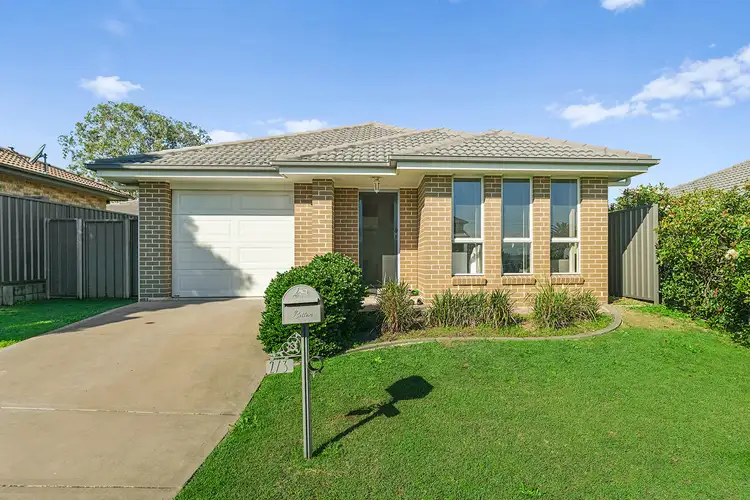 2/3 Chapman Street