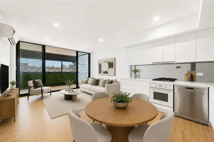 104/57 Manson Road