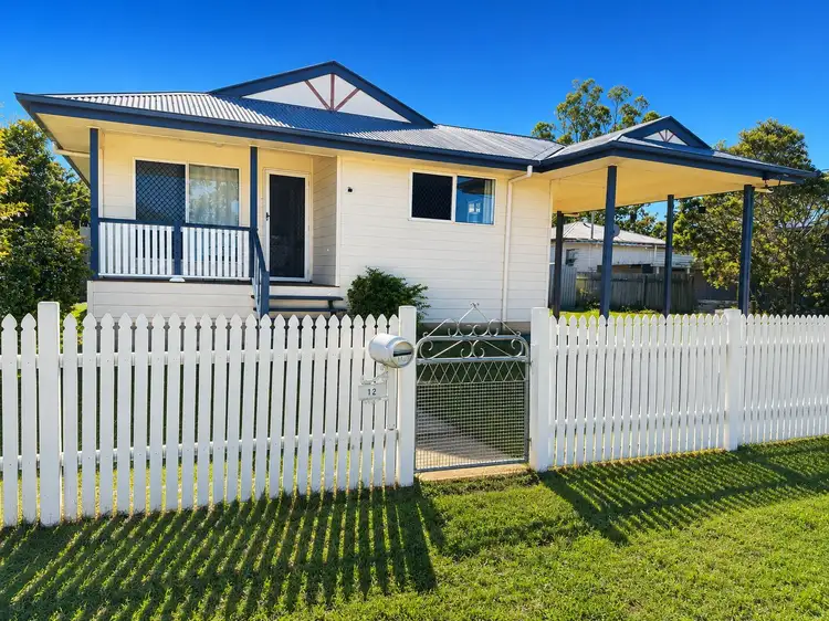 12 Reid Street