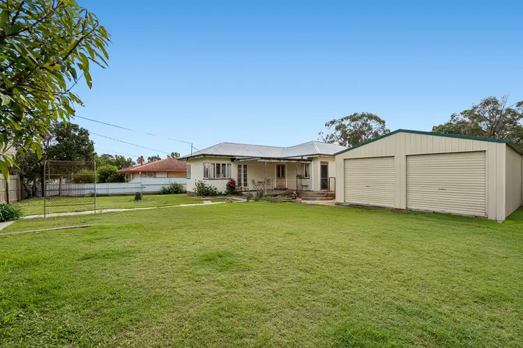 5 Mount Crosby Road