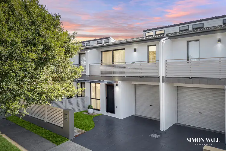 2/69 Berner Street