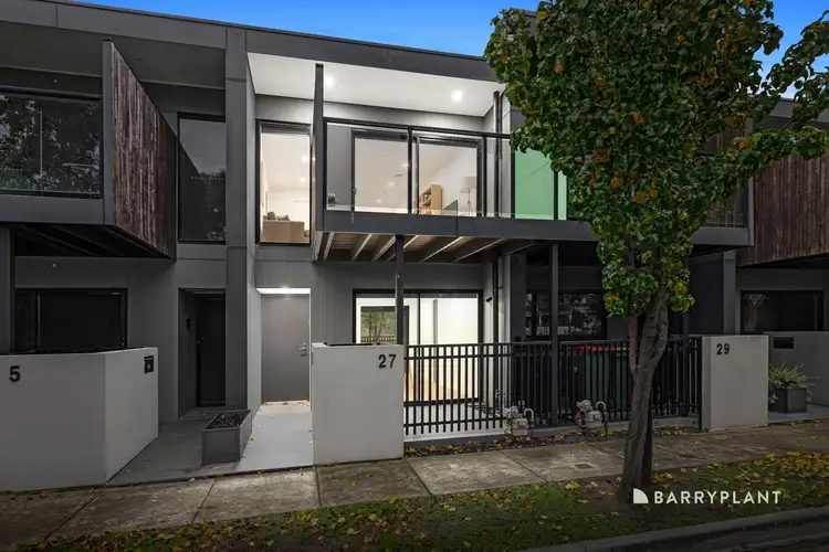 27 Albany Road
