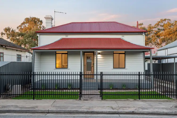 8 Kent Street