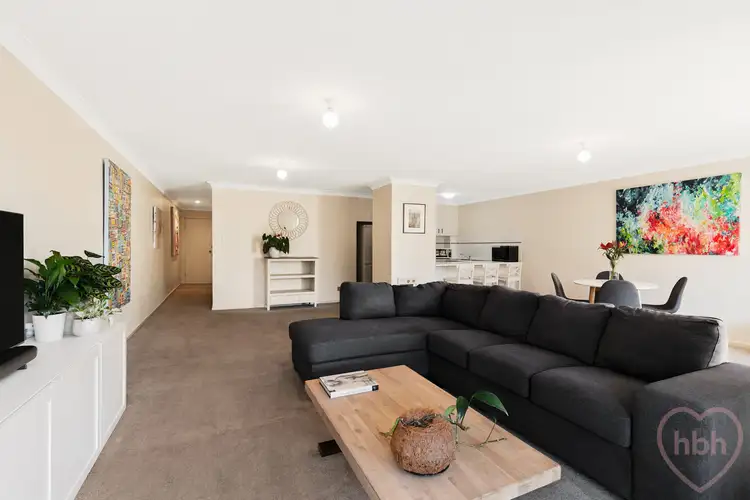33/23 Aspinall Street