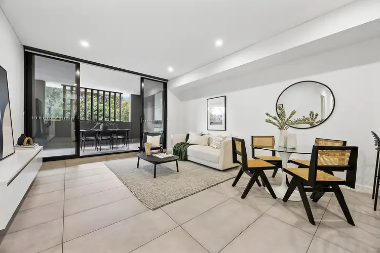 202/621 Princes Highway