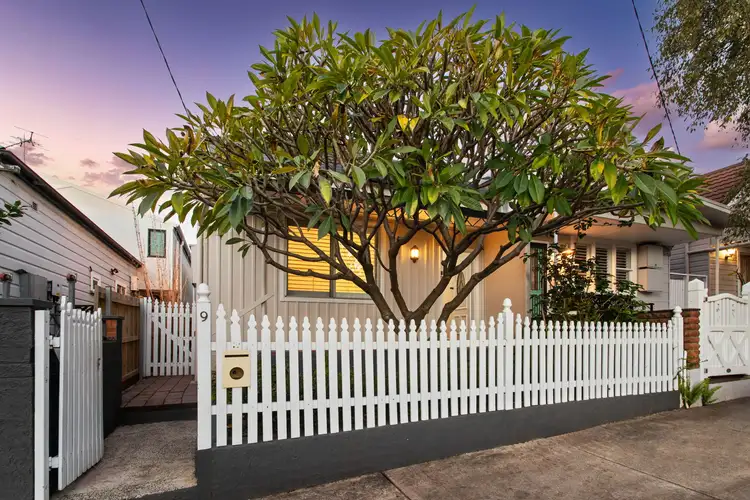 9 Burfitt Street