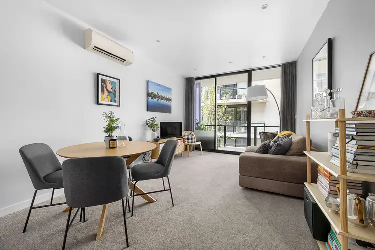 204/87 High Street