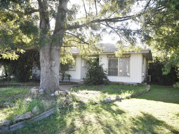 2 Cameron Crescent