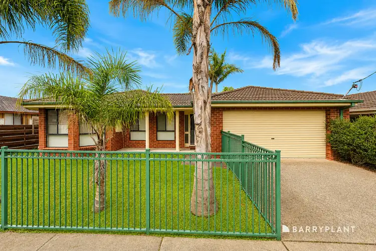 18 Saxtons Drive