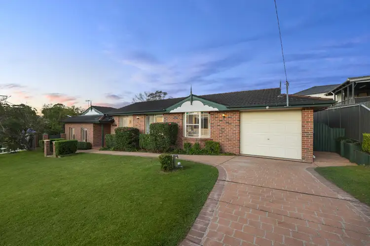 18 Yarra Burra Street