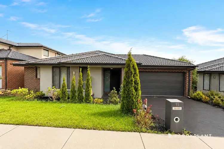 11 Holgate Avenue, Clyde North VIC 3978