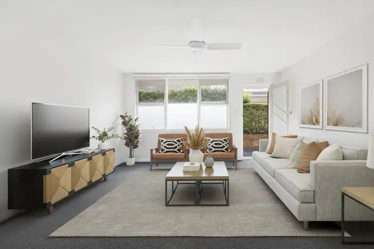 2/11 Rickard Street