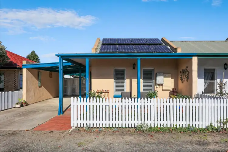 3 Hutchinson Street