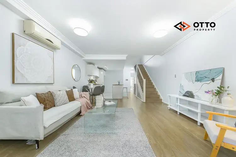 10/9 Verley Drive