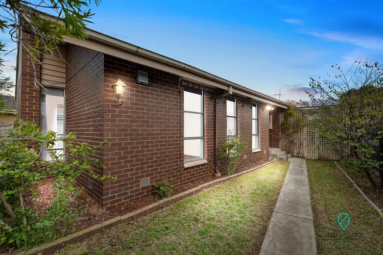22 Barnes Crescent