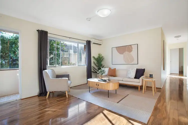 2/2 Coogee Bay Road