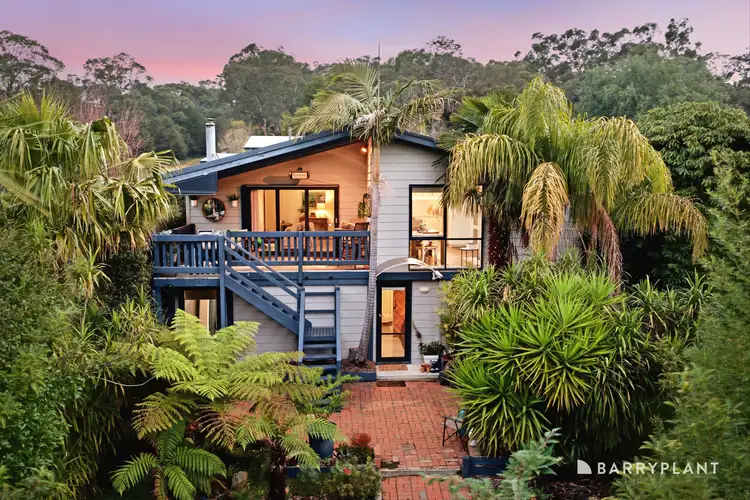 18 Mcowan Crescent