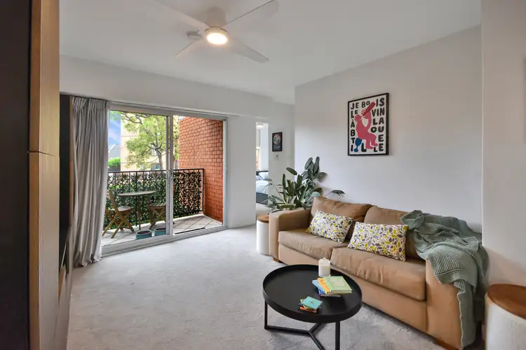 16/1 Cook Road