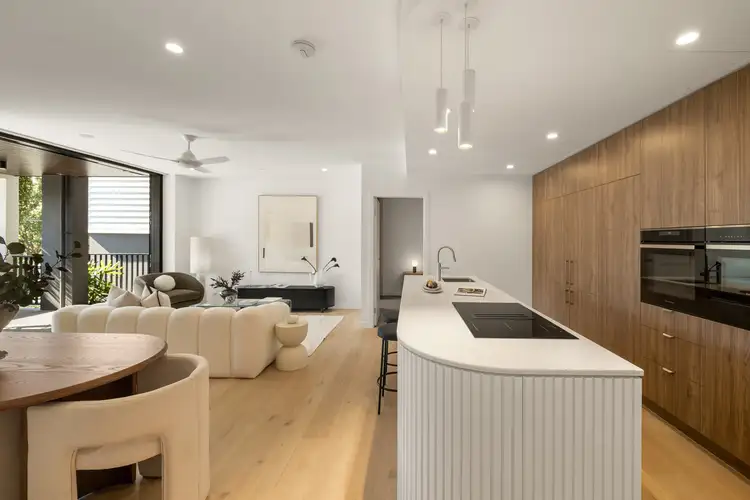 105/191 Stratton Terrace