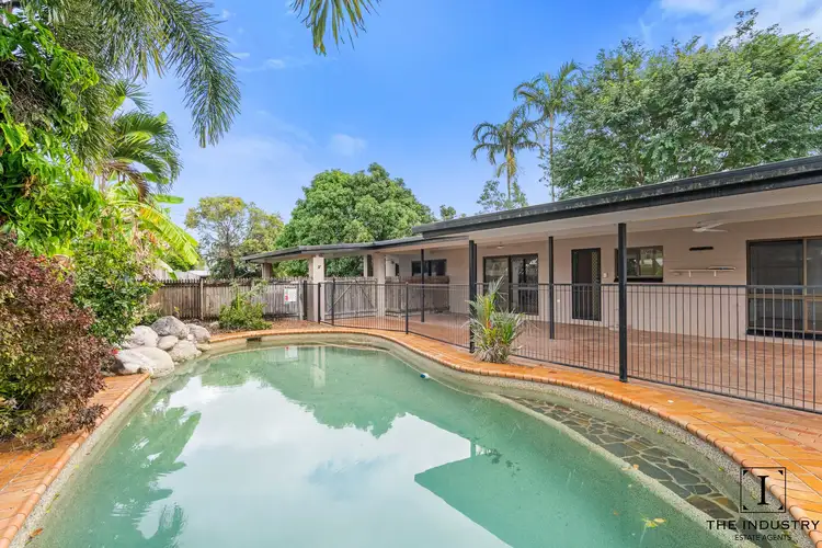 4 Eagle Close