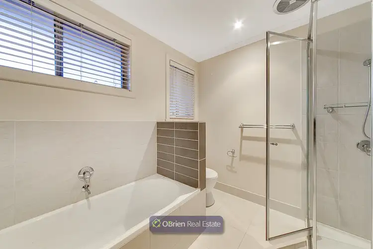 Sixth view of Homely house listing, 3 Kassan Gardens, Endeavour Hills VIC 3802