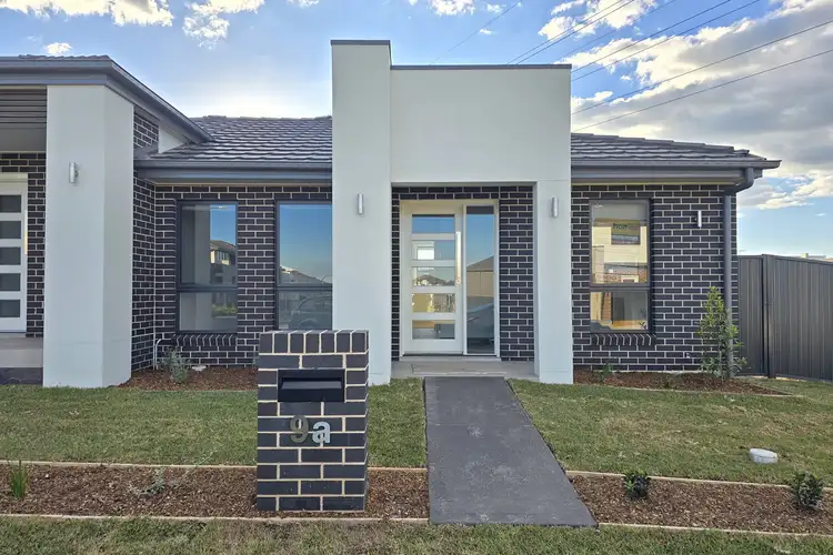 9A Malmsbury Street