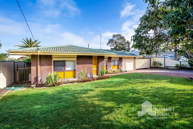 1 Latour Street