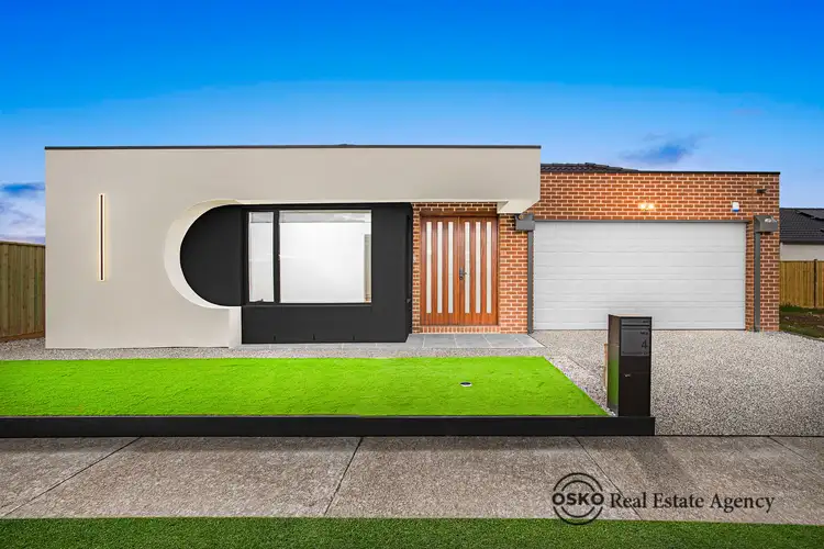 4 Treemartin Street