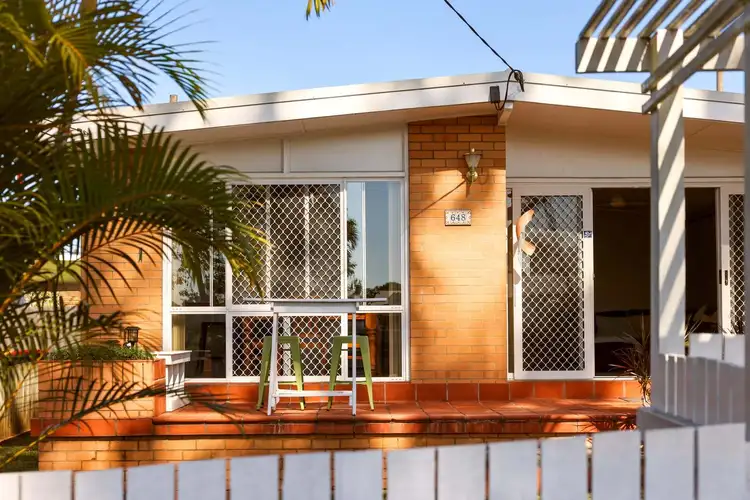 648 Zillmere (Service Rd) Road