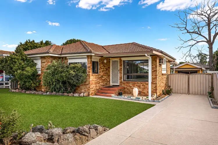 5 Kimberley Crescent