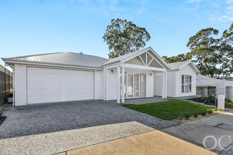 15 Martello Avenue