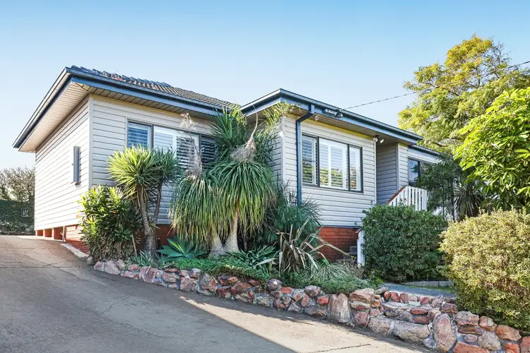48 Stanley Avenue