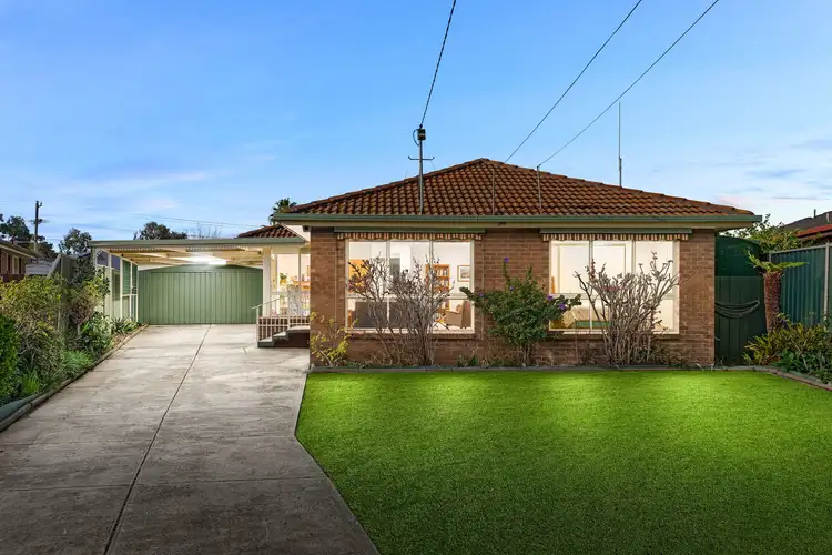 10 Moolong Court