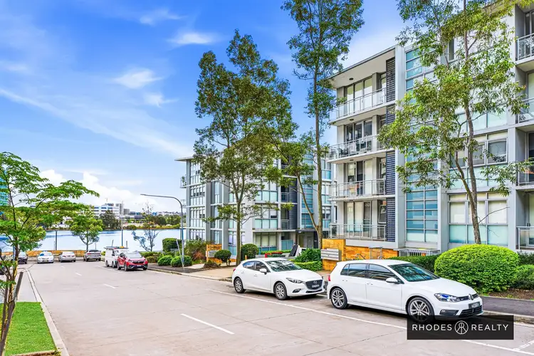 109/38 Shoreline Drive