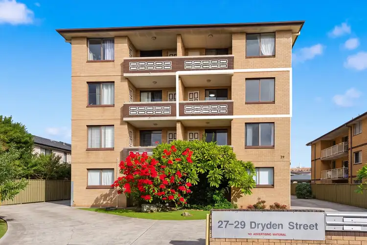 7/27 Dryden Street