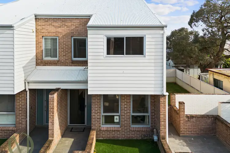 8/148-152 Marsden Road