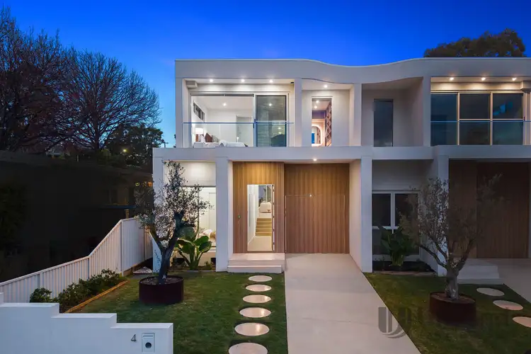 4 Arkana Street