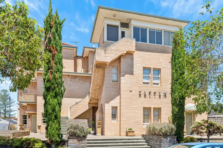7/8 Giles Avenue
