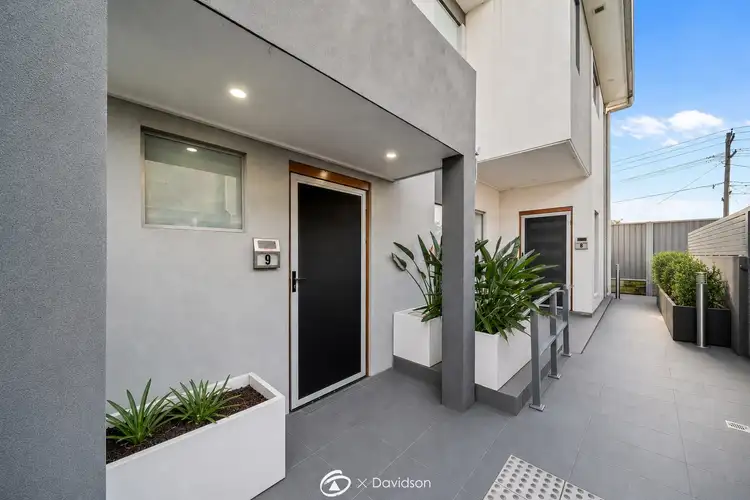 9/66-70 Ikara Crescent