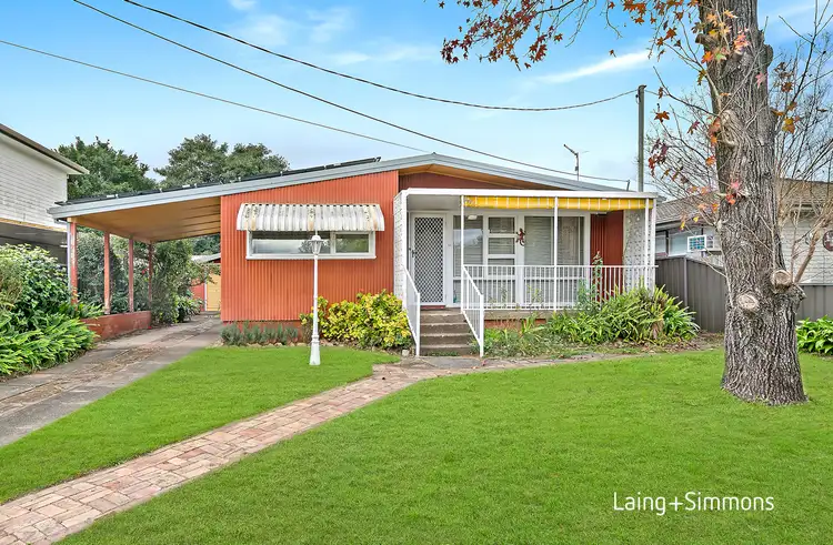 11 Sunda Avenue