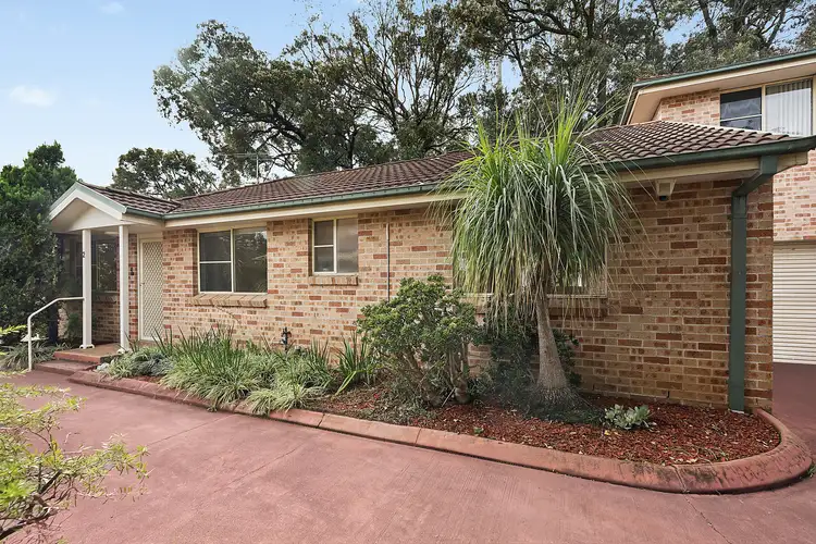 2/18 Gwandalan Road
