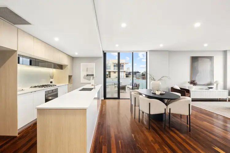 704/1 Markham Place