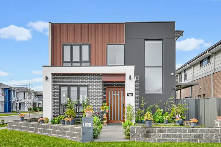 1 Valiant Street