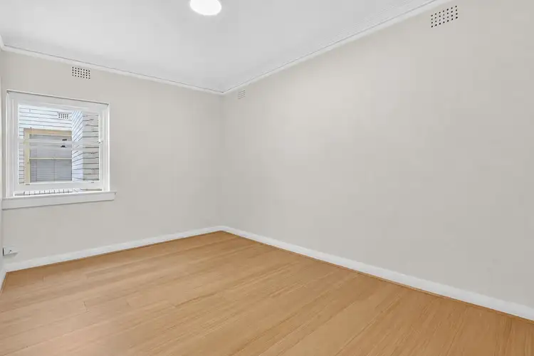 19/11 Ward Avenue
