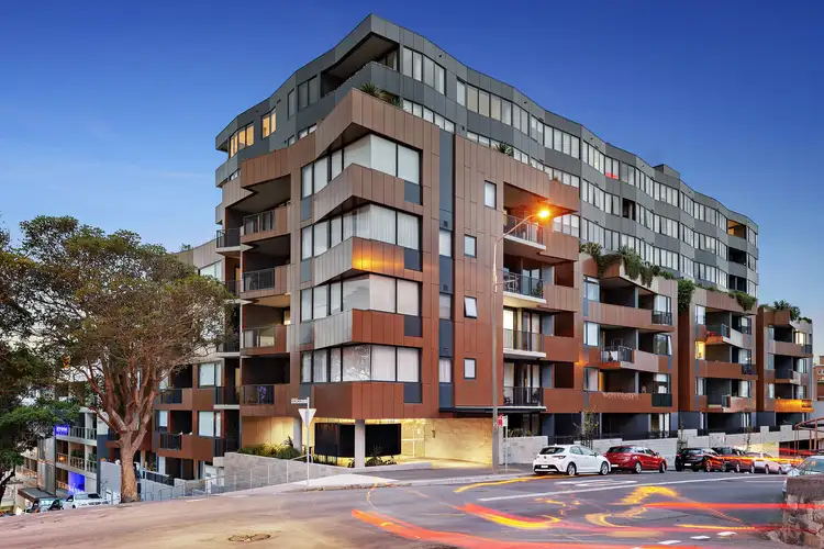 210/60 King Street