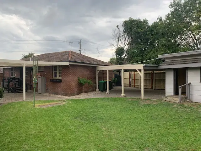 6 McGlynn Avenue