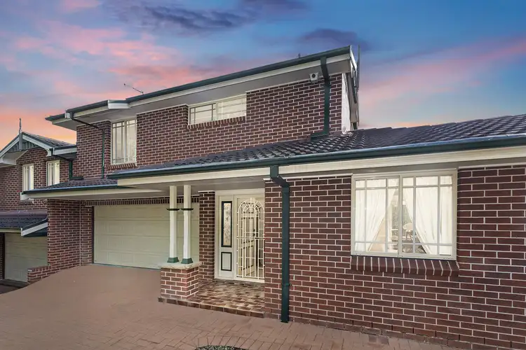 2/27 Lyne Road