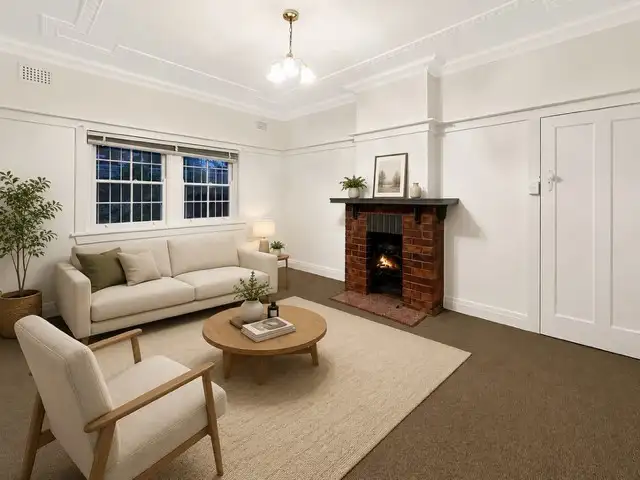 2/19 Morrison Road