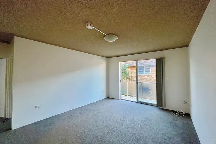 1/14 Mactier Street