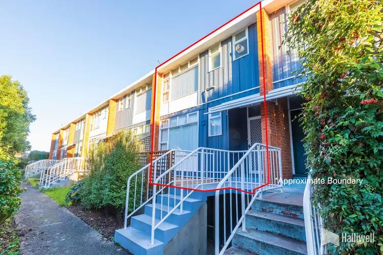 2/1 Percy Street